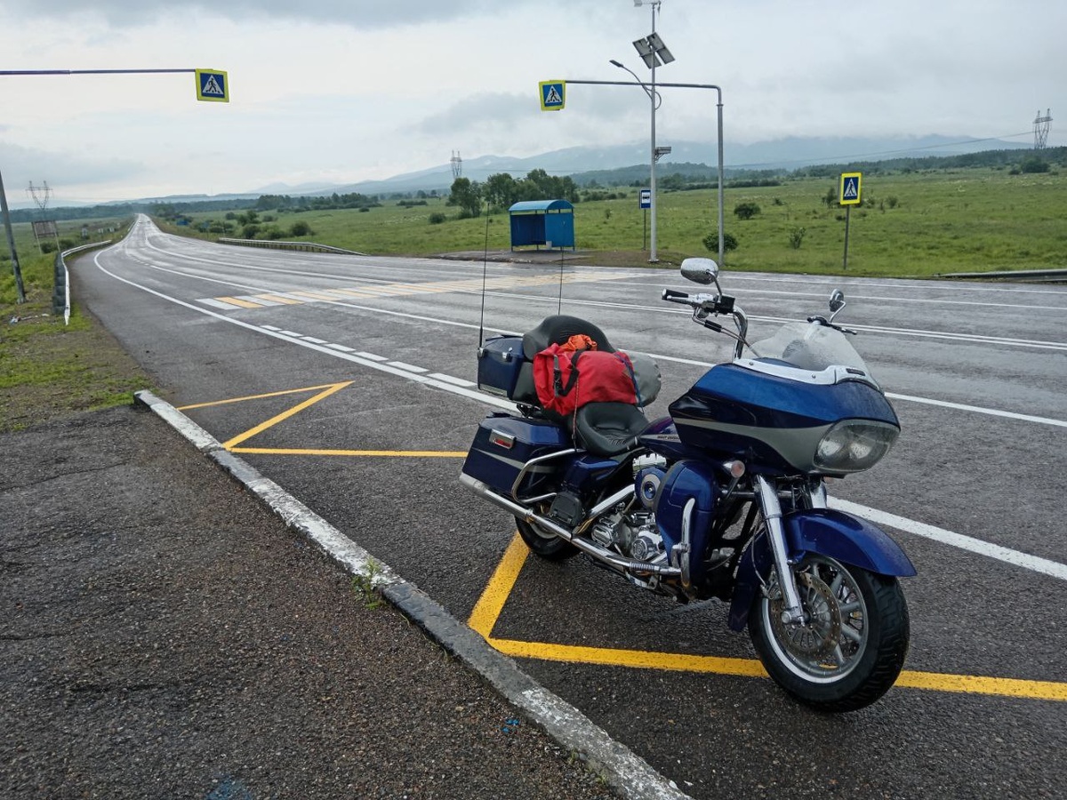 Прямо перед Двуречьем. Считанные метры вперед - и справа АЗС Роснефть