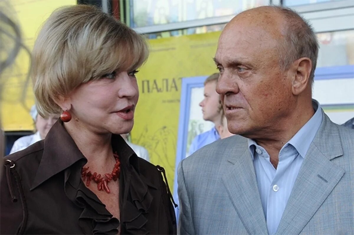    Останься Меньшов без Веры, как знать, снял бы он свои пронзительные ленты о настоящем чувстве?