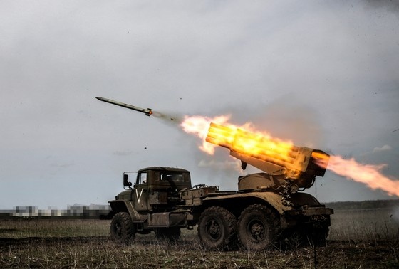    Работа реактивной системы залпового огня (РСЗО) «Град» в ходе специальной военной операции