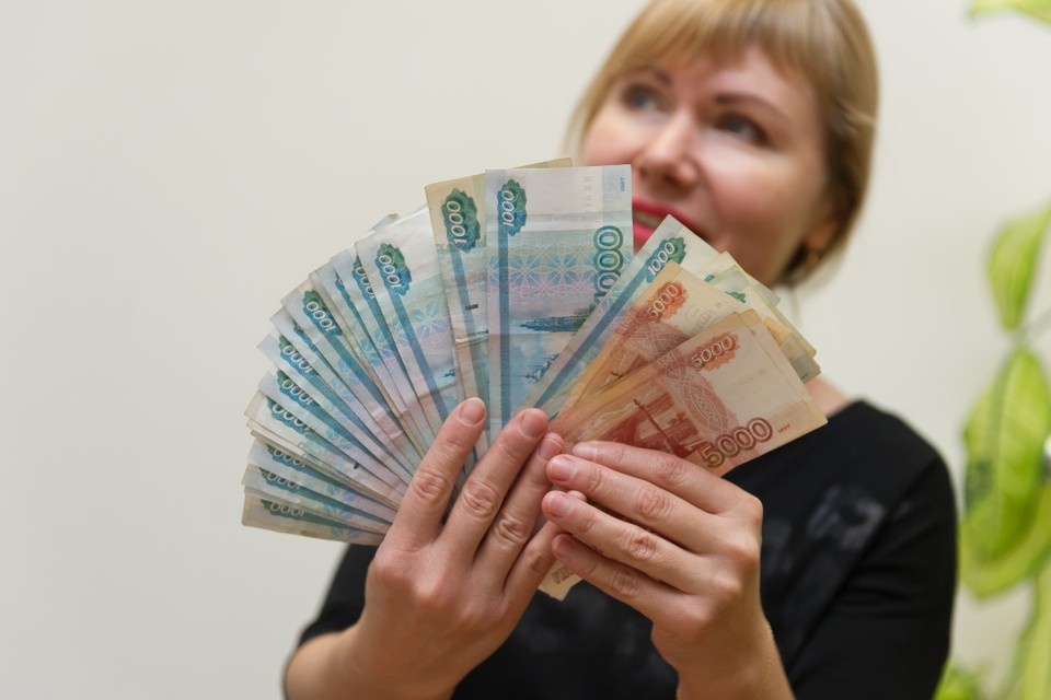 Какие зарплаты в петербурге. Какие зарплаты в петербурге