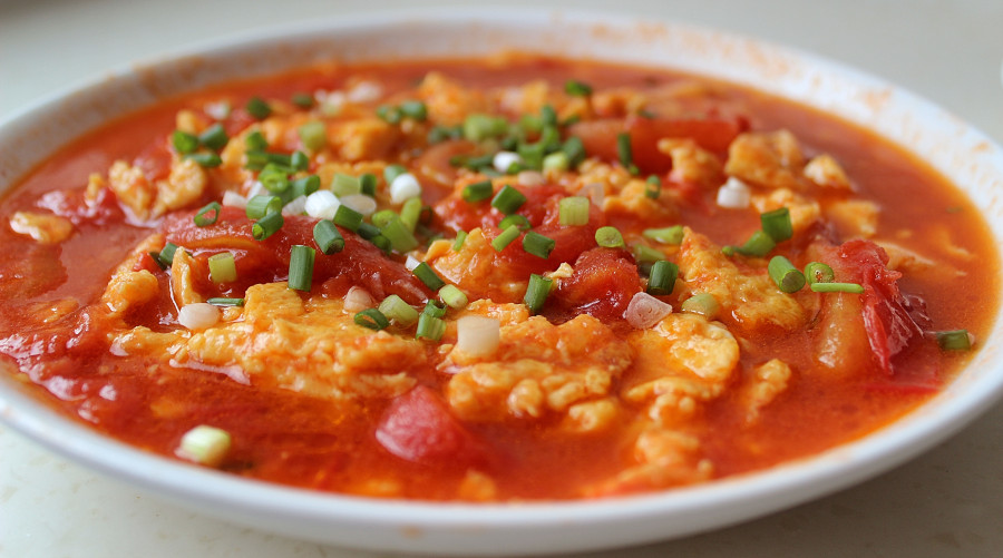 Китайская яичница с помидорами