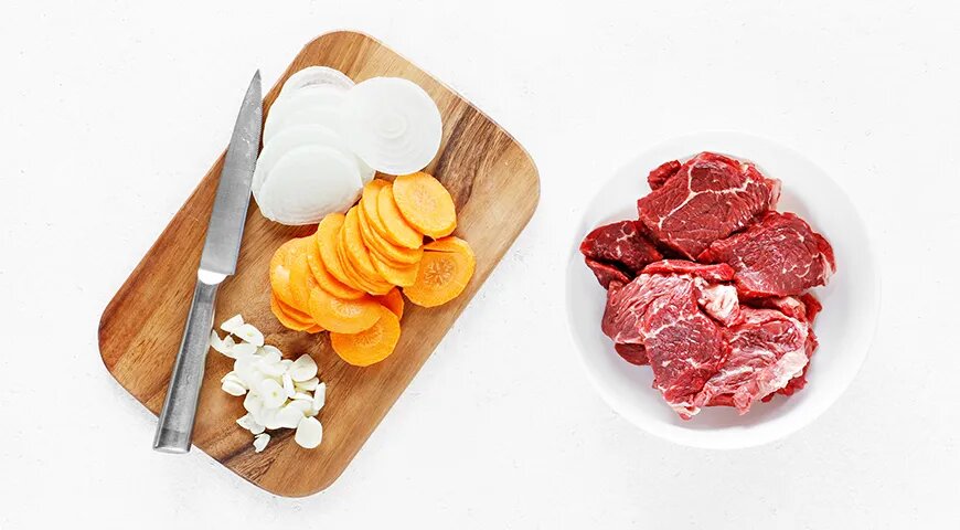   Говядина с картошкой в рукаве (gastronom.ru)
