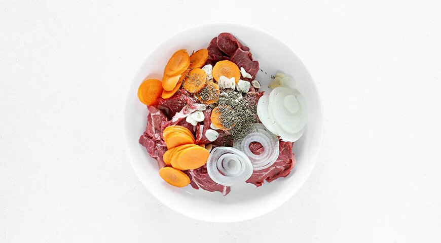   Говядина с картошкой в рукаве (gastronom.ru)