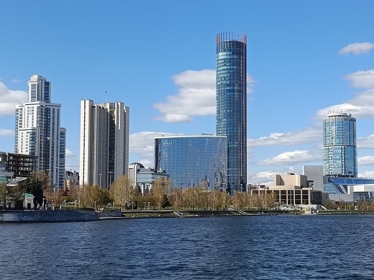     Квартал небоскребов в Екатеринбурге. Фото: Николай Курилов / МК-Урал.