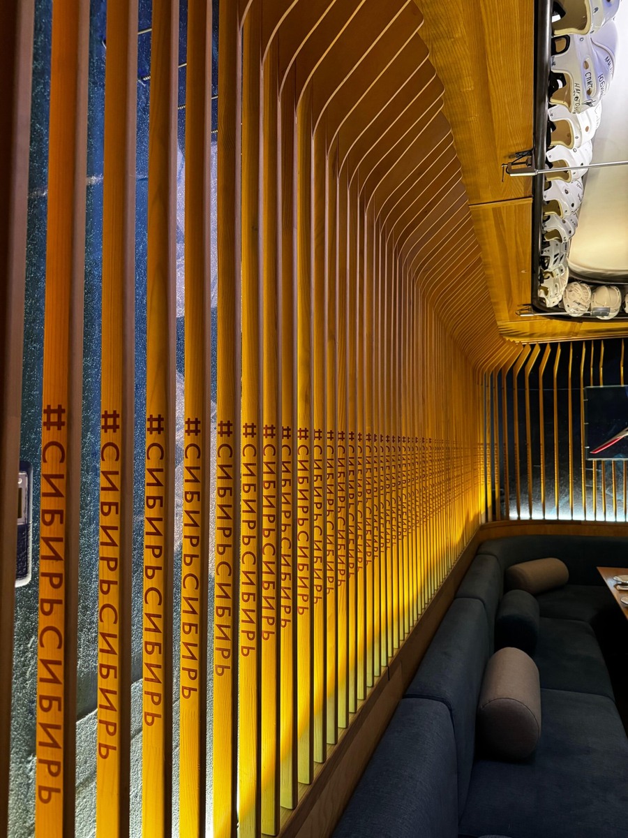 Листайте вправо, чтобы увидеть больше изображений