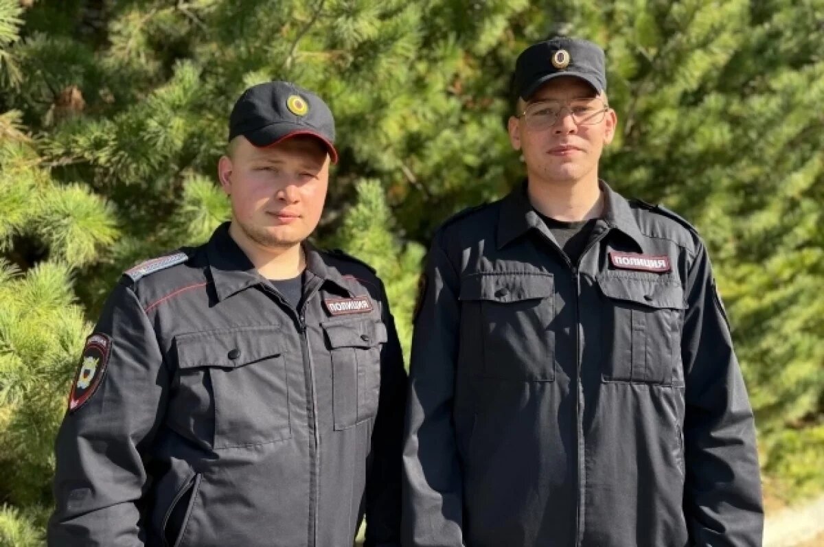    В Порховском районе полицейские нашли заблудившуюся в лесу женщину