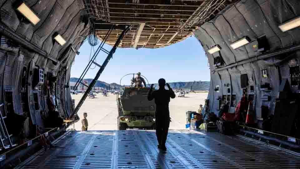    Global Look Press/Cpl. Cameron Hermanet/Keystone Press Agency