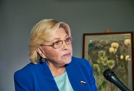    Елена Драпеко