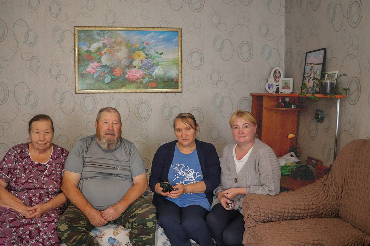 Анна Леонидовна Мокрецова, Николай Филатович Подгорных, Екатерина Боброва, Светлана Ельцова