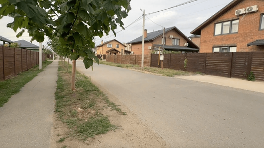 Такое предложение осталось одно в Краснодаре в закрытом зеленом благоустроенном месте!