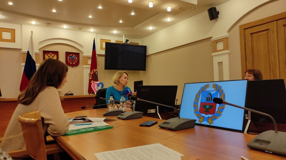    Пресс-конференция "Новые меры поддержки многодетных семей в Алтайском крае". Источник: Марина Евтушенко