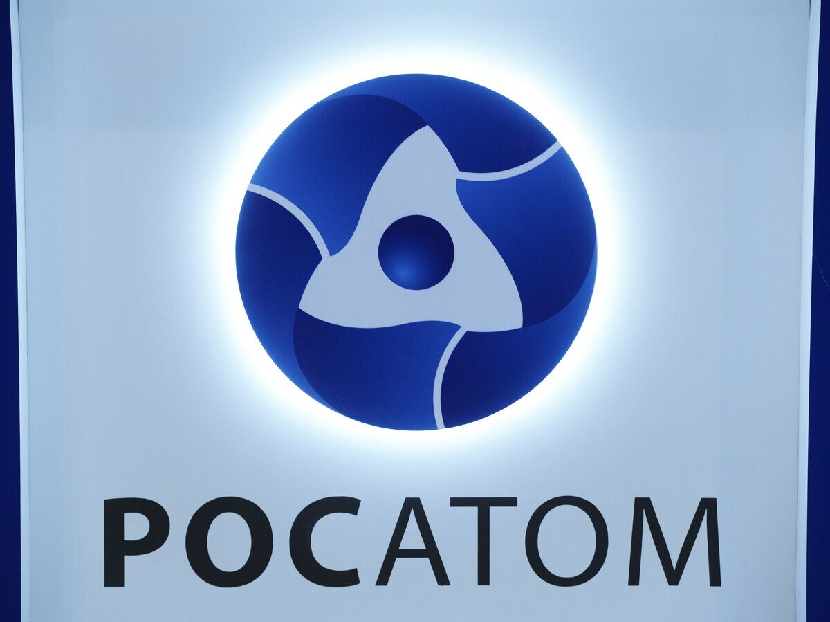    Логотип на стенде государственной корпорации по атомной энергии "Росатом"© РИА Новости / Григорий Сысоев