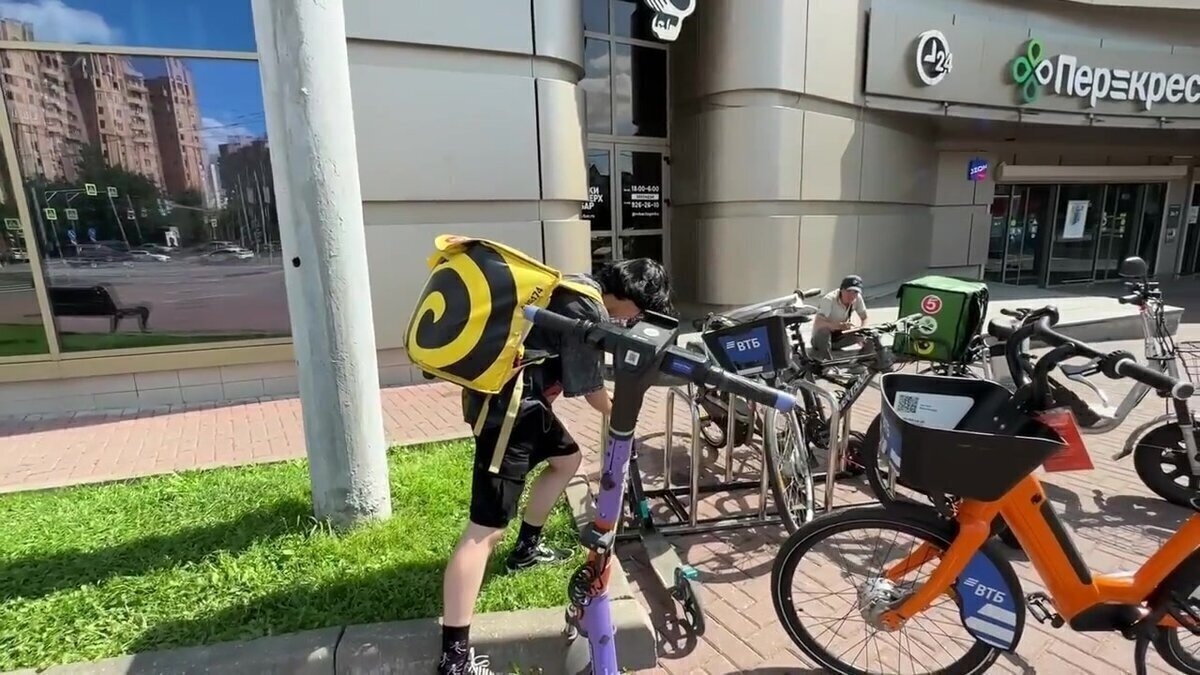 Работа курьером Яндекс Еды в Красногорске