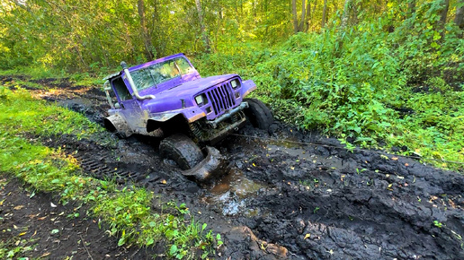 Ни какие 38 колеса и портальные мосты не спасут от торфа. JEEP встал