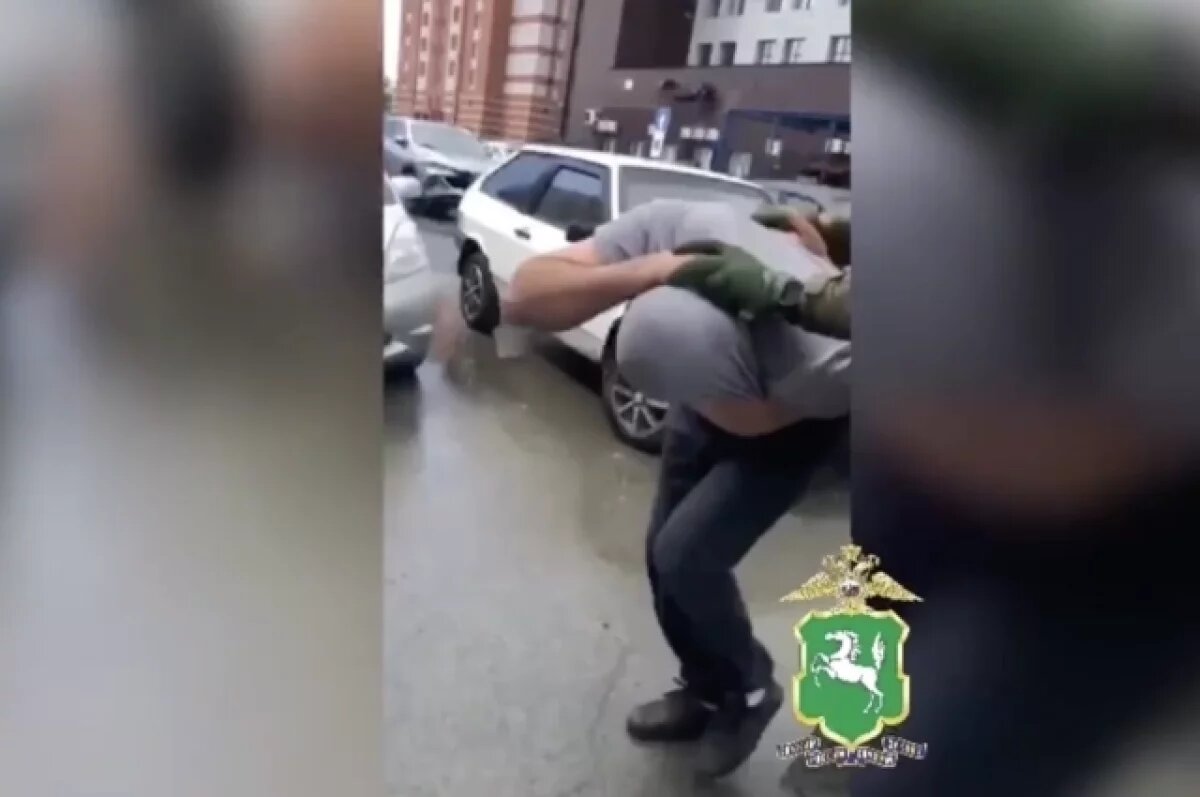    В Томске задержали нелегального мигранта, которому был запрещен въезд в РФ
