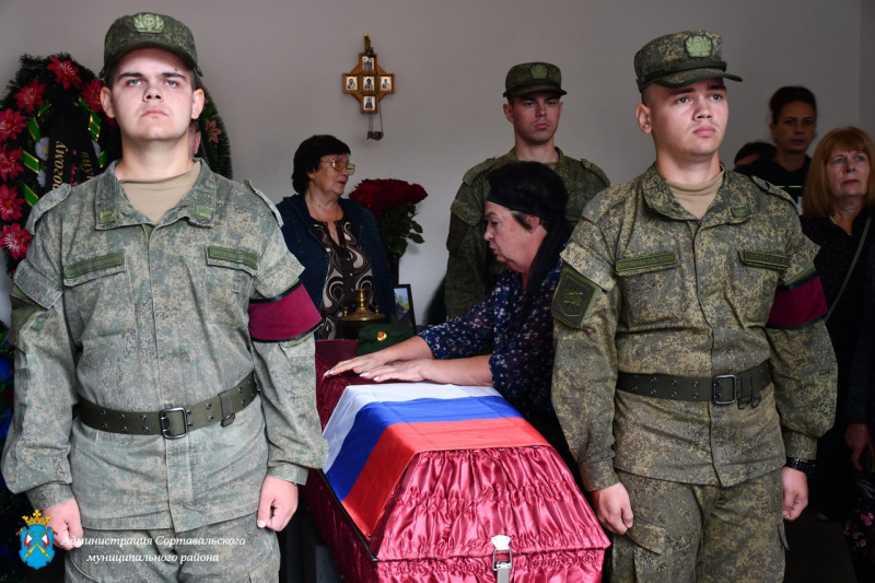    Сортавала простилась с молодым бойцом, погибшим в зоне СВОадминистрация Сортавальского района