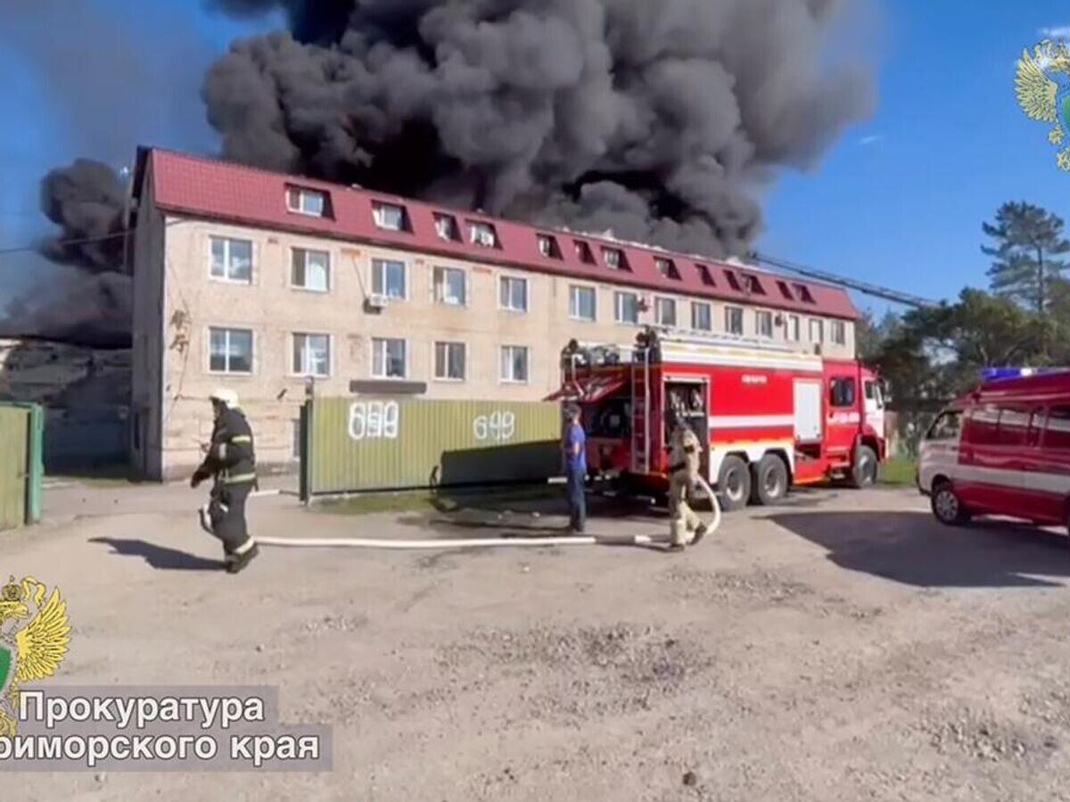    Пожар на складе в Уссурийске© Прокуратура Приморского края