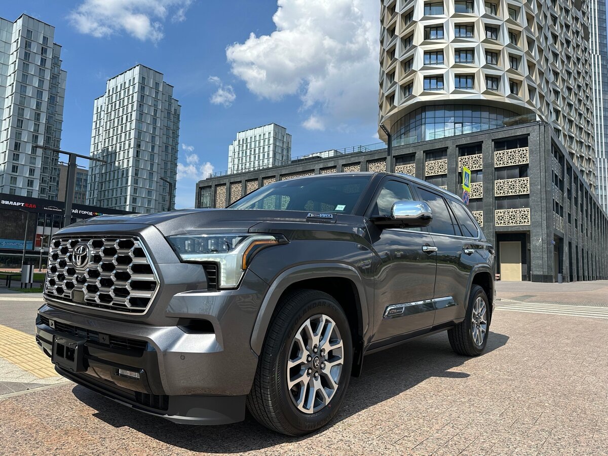 Toyota Sequoia. Источник иллюстрации - auto.ru