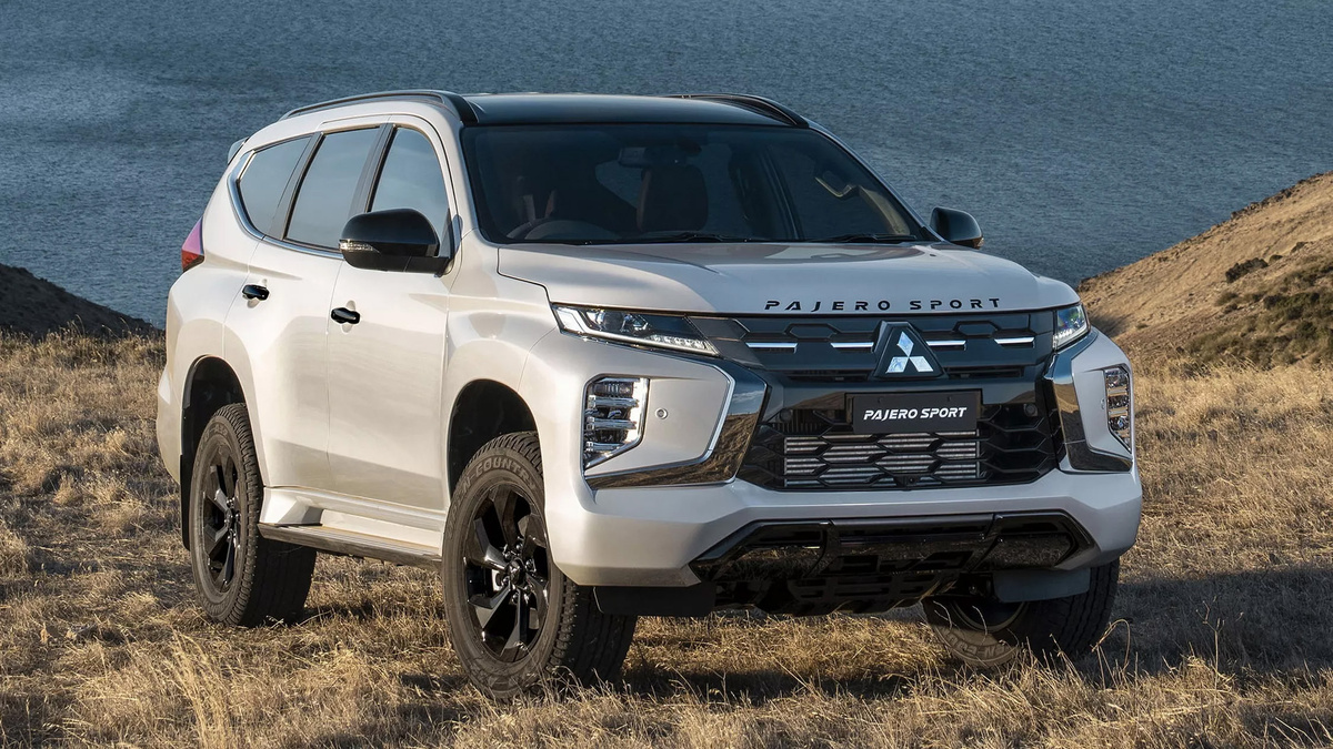 Mitsubishi Pajero Sport 2024 
