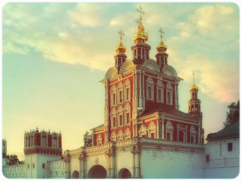Наиболее яркий образчик большой надвратной церкви в Новодевичьем монастыре
