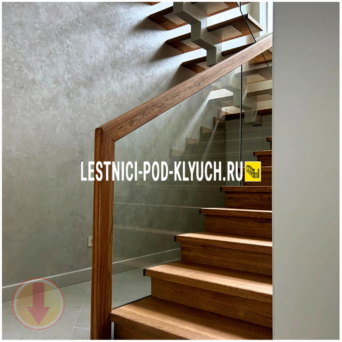 Принимаем звонки: пн-вс с 8:00 до 21:00  +7 (950) 617-54-00. Электронная почта: info@lestnici-pod-klyuch.ru