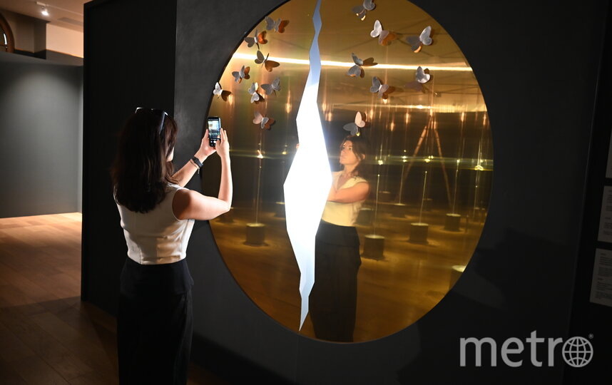    Арт-объект в виде двухметрового солнечного диска.Игорь Акимов