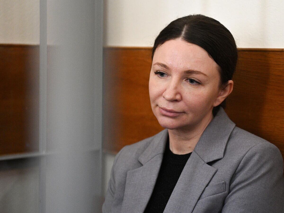    Елена Блиновская перед началом рассмотрения дела о неуплате налогов в Савеловском районном суде в Москве© РИА Новости / Кирилл Зыков