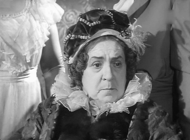   Вера Пашенная, Кадр из фильма «Горе от ума», 1952