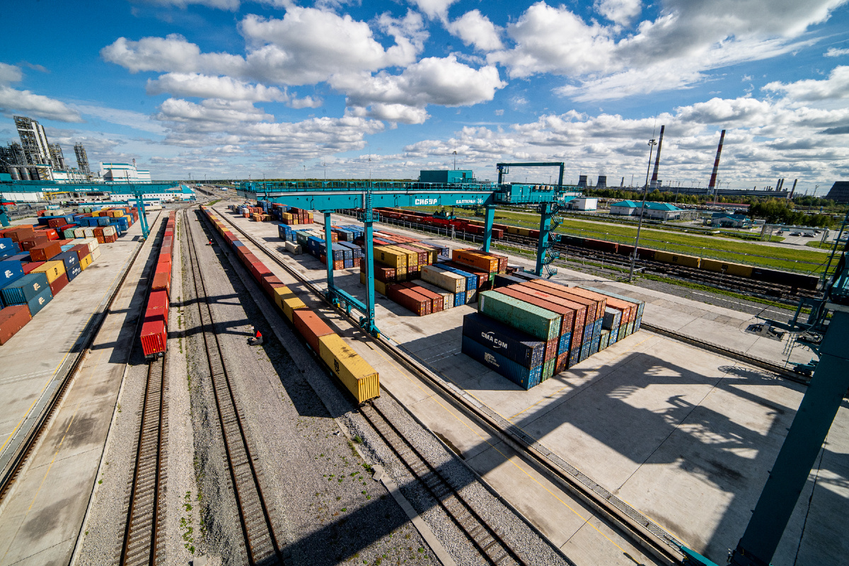 Промышленная железнодорожная станция Денисовка. Фото: пресс-служба СИБУР