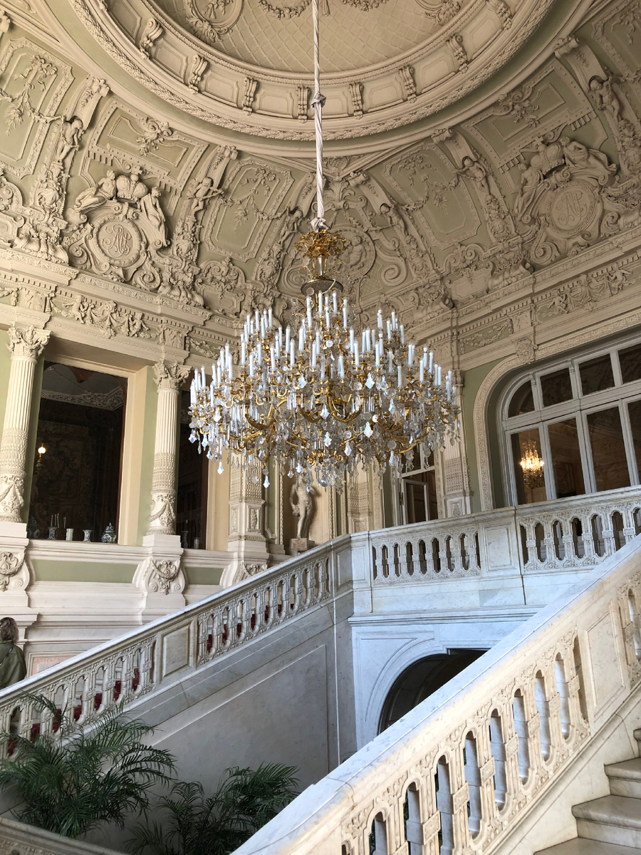 Парадная лестница Юсуповского дворца