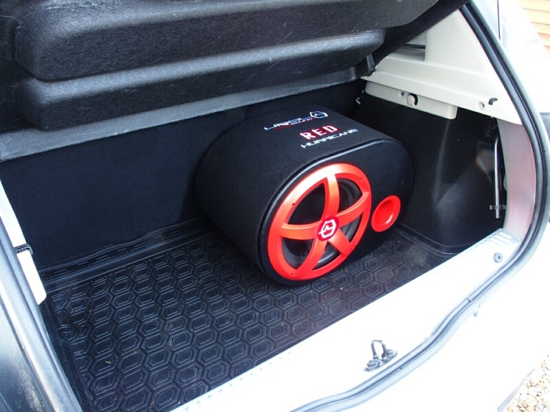 <ЛИСТАЙТЕ> Динамик назад