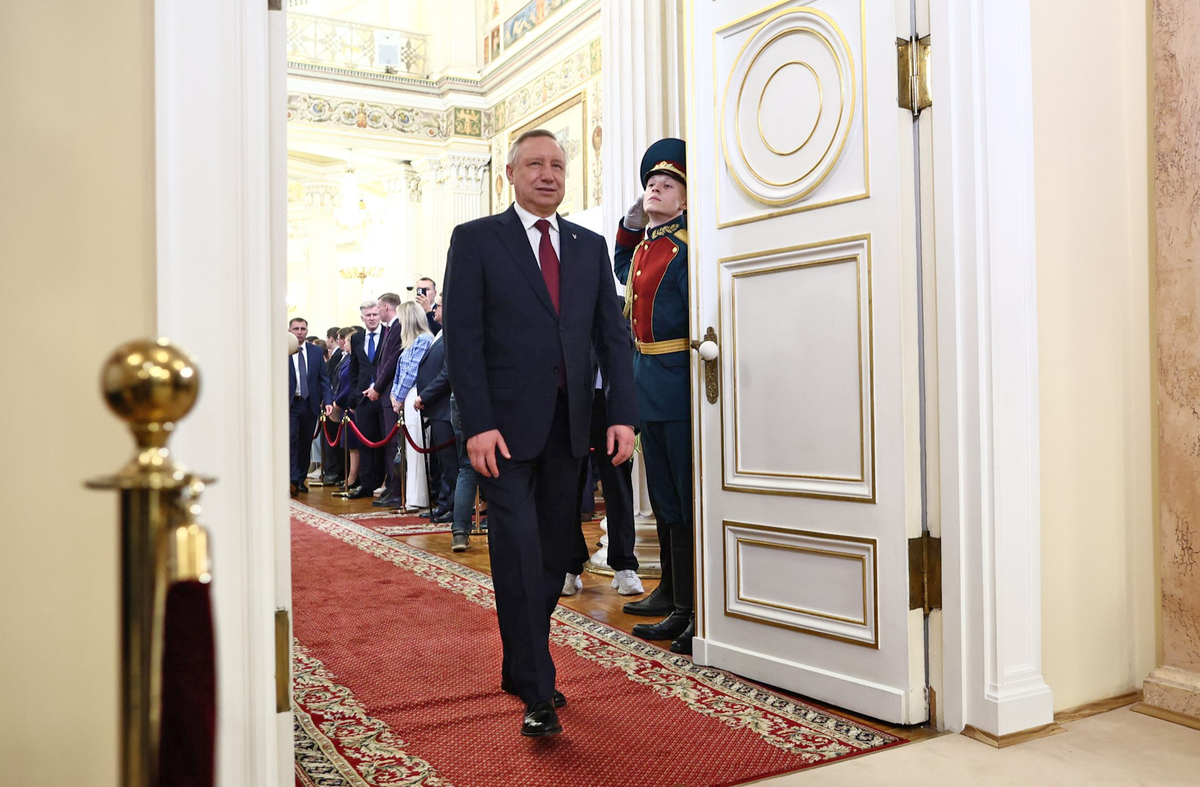 Церемония инаугурации прошла в стенах Мариинского дворца, где собрался весь цвет петербургской элиты.