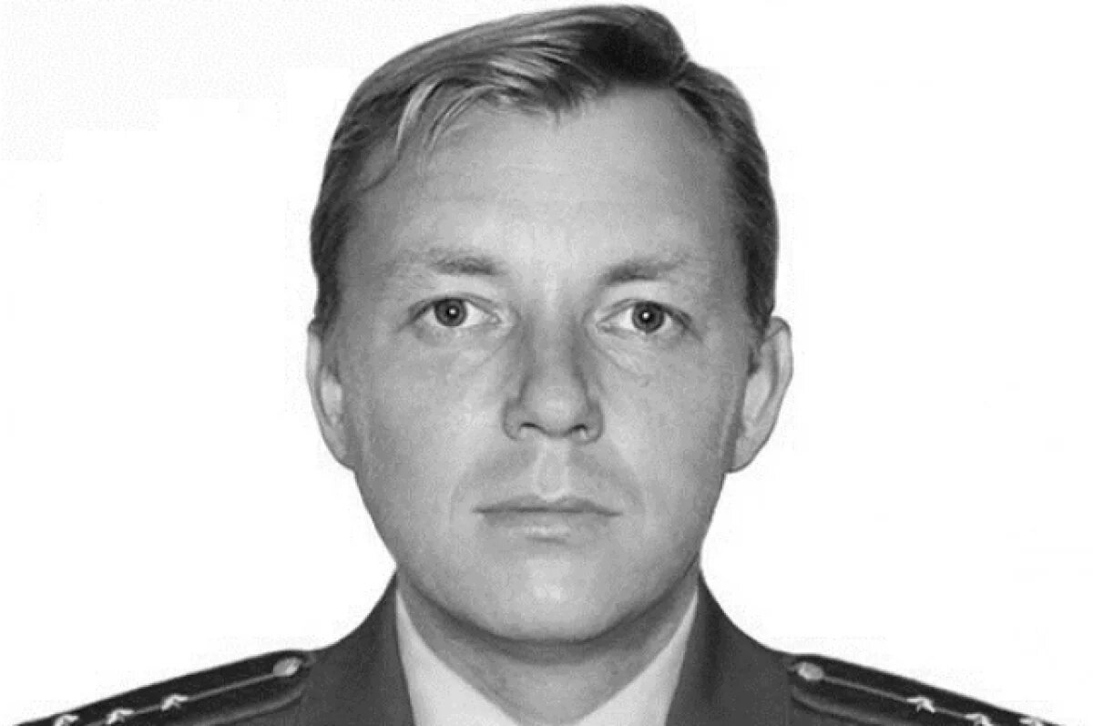    Анатолий Трошев был дежурным помощником начальника СИЗО.