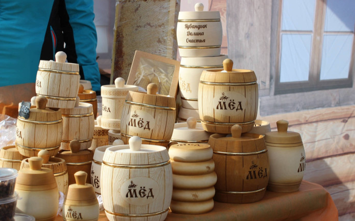    На оренбургском ипподроме 28 сентября пройдет областная осенняя ярмарка Кристина Просвиркина