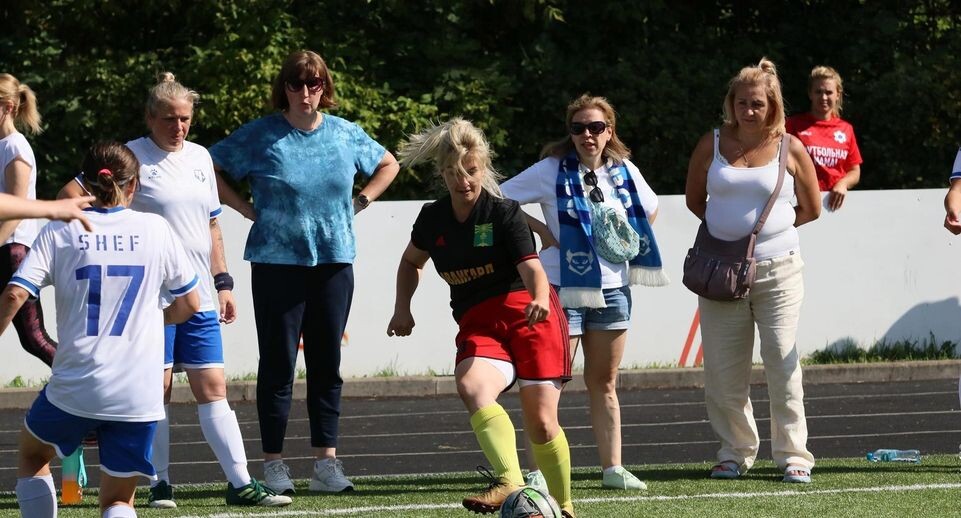    Проект «Футбольные мамы»