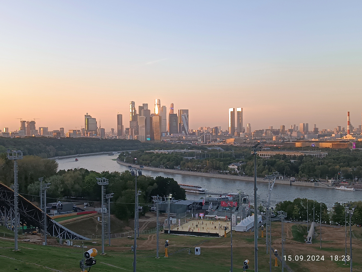 Вид с Воробьёвых гор.