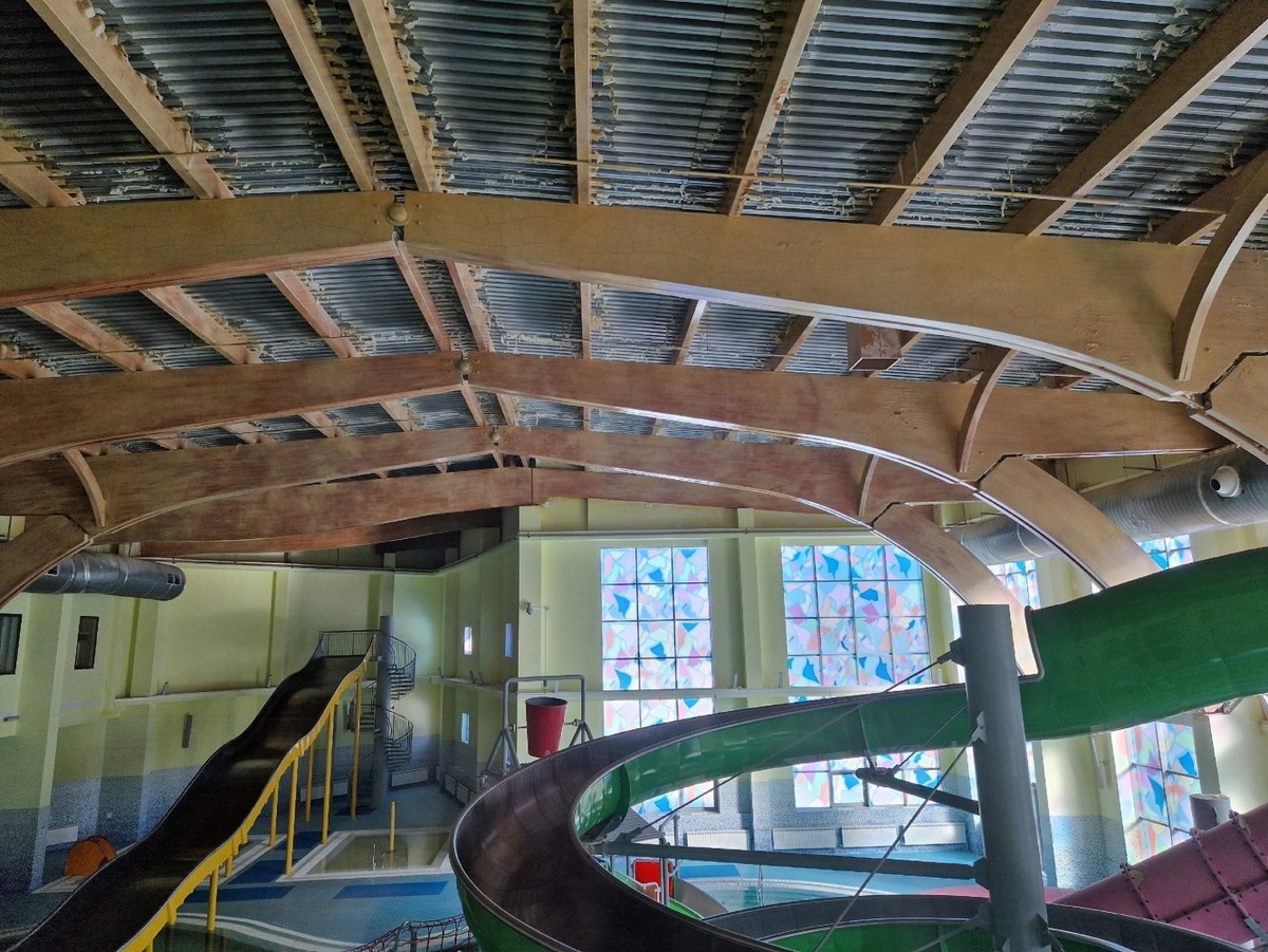    Аквапарк Нефтеюганска отремонтируют за 6,9 млн.рублей