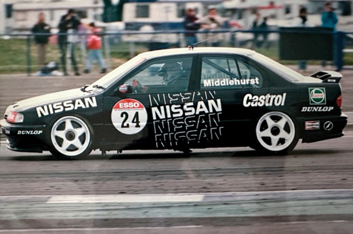 Энди на Nissan Primera eGT в BTCC.