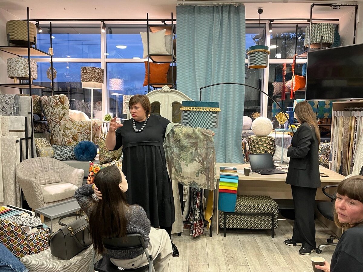 Презентация Ирины Кондюриной представителя французской фабрики LINDER в России и странах СНГ, признанного эксперта в области текстильных инноваций, амбассадора бренда LINDER - «Технологии + экология в новой коллекции французской фабрики Linder»