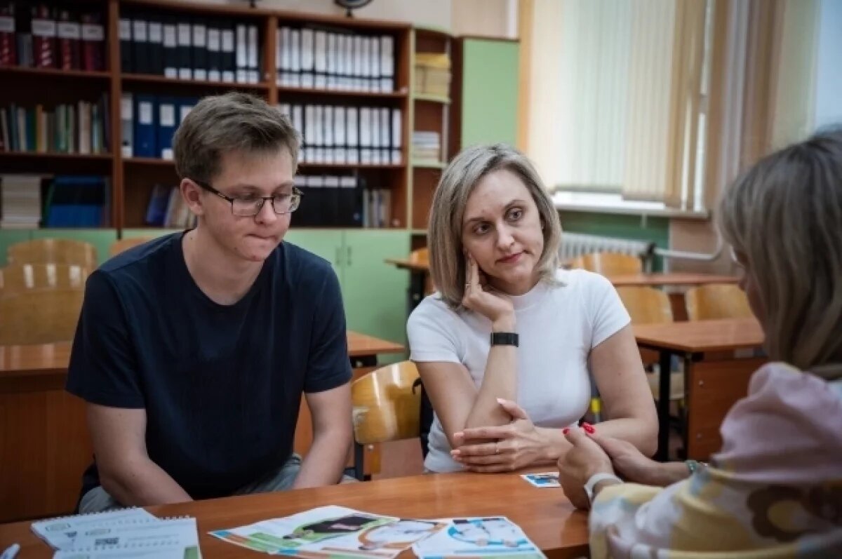    Если не хватает баллов на бюджетное место, то альтернативой платному обучению может стать целевой набор.