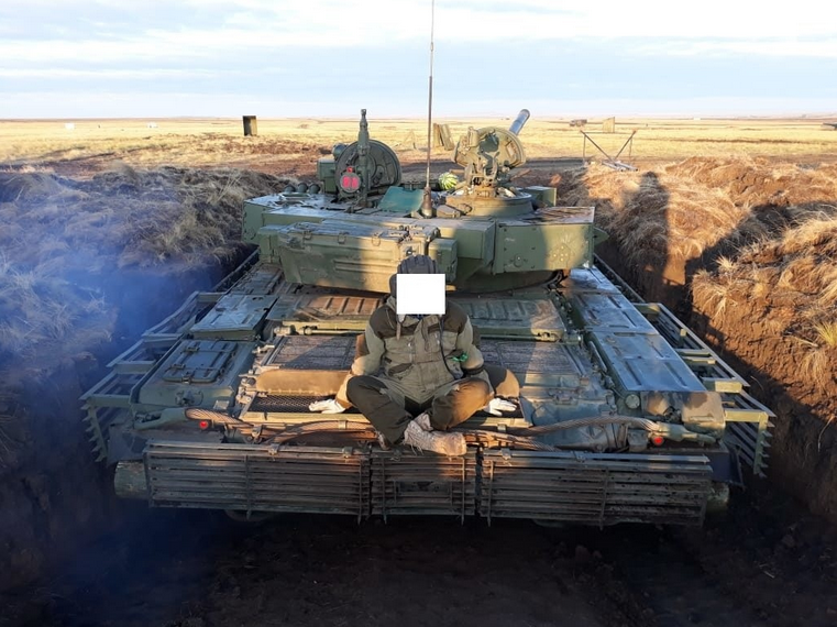 Т-72Б3 с комплексом "Арена-М" на испытаниях, 2019 год. 