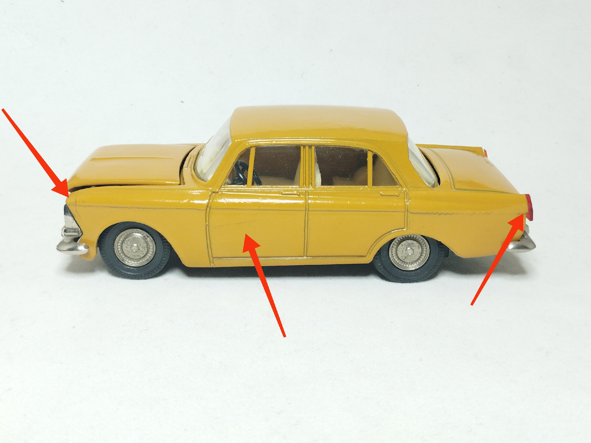 Рис. 2. Саратовская модель автомобиля Москвич-412 (А1) с признаками цинковой чумы до выполнения работ (вид слева)