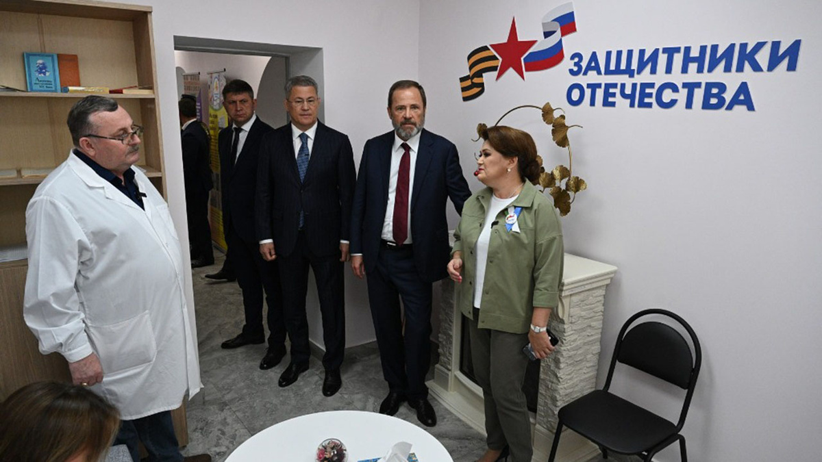    г. Уфа. Полпред Игорь Комаров – в фонде «Защитники Отечества», август 2024 г.