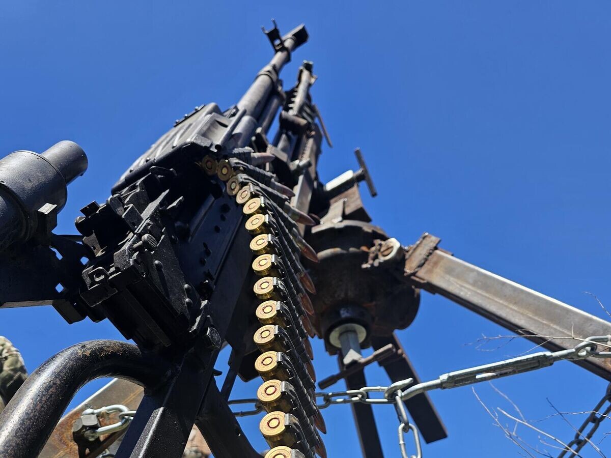    Пулемет Утес на самодельном станке© Фото : из личного архива военнослужащего