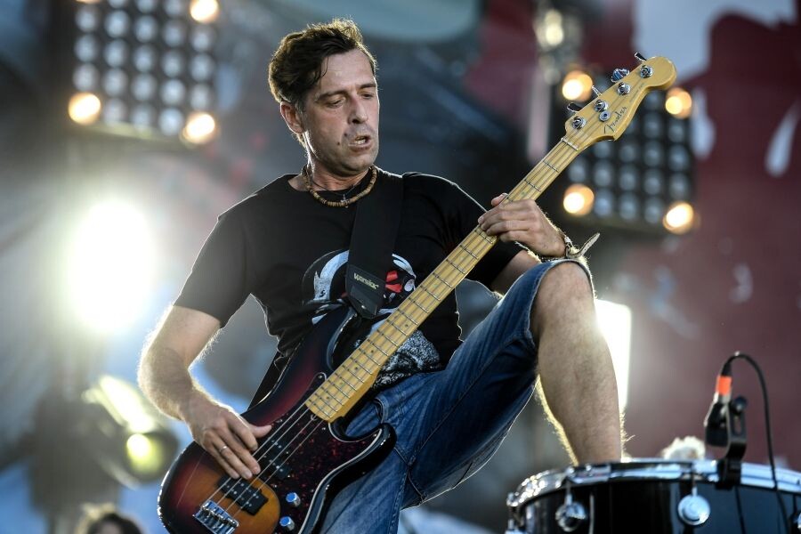    Солист группы «Ногу свело» Максим Покровский (физическое лицо, признанное в РФ иностранным агентом) / Источник: © Евгения Новоженина/РИА Новости