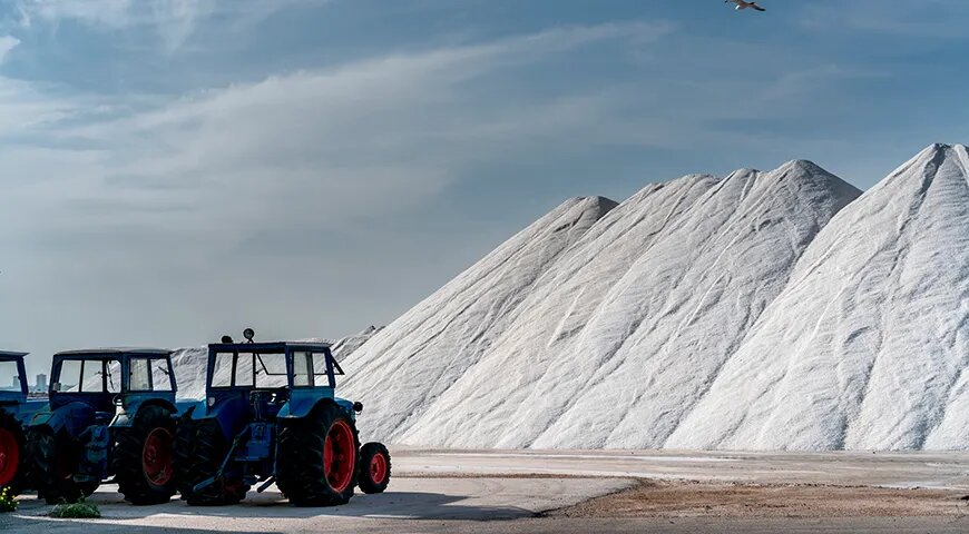   Добыча соли открытым методом на карьерах (Shutterstock/FOTODOM)