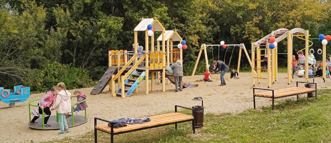 Детская игровая площадки в селе Троицк