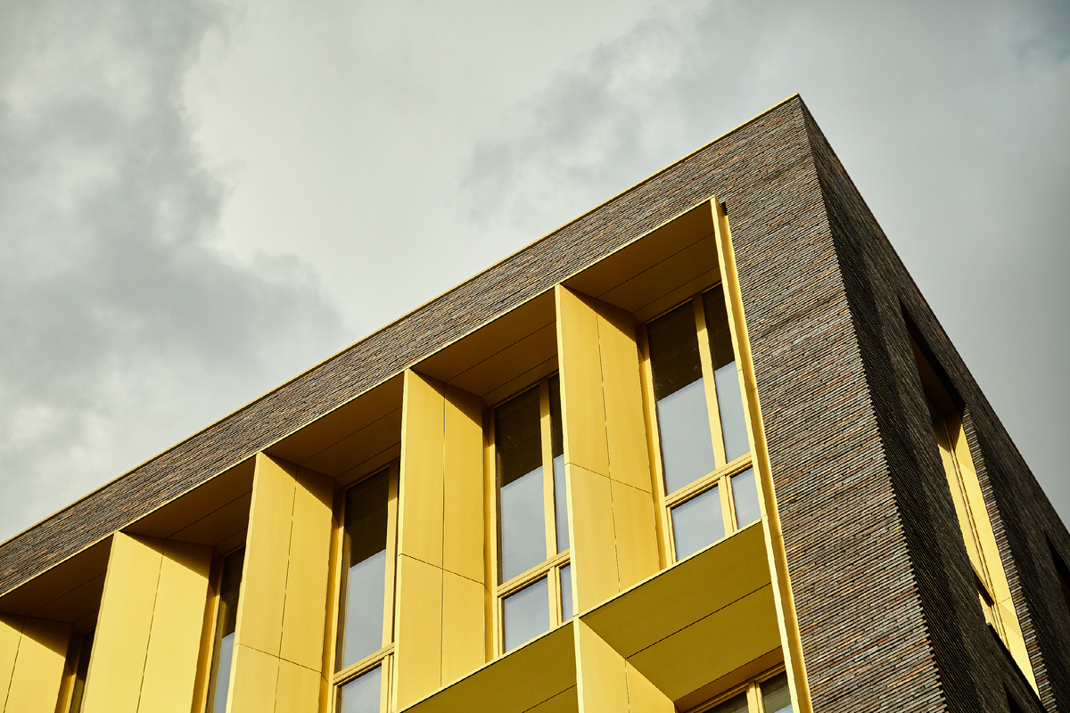 Дом класса люкс «Тессинский, 1» в тихом переулке на Бульварном кольце
в Таганском районе Москвы.