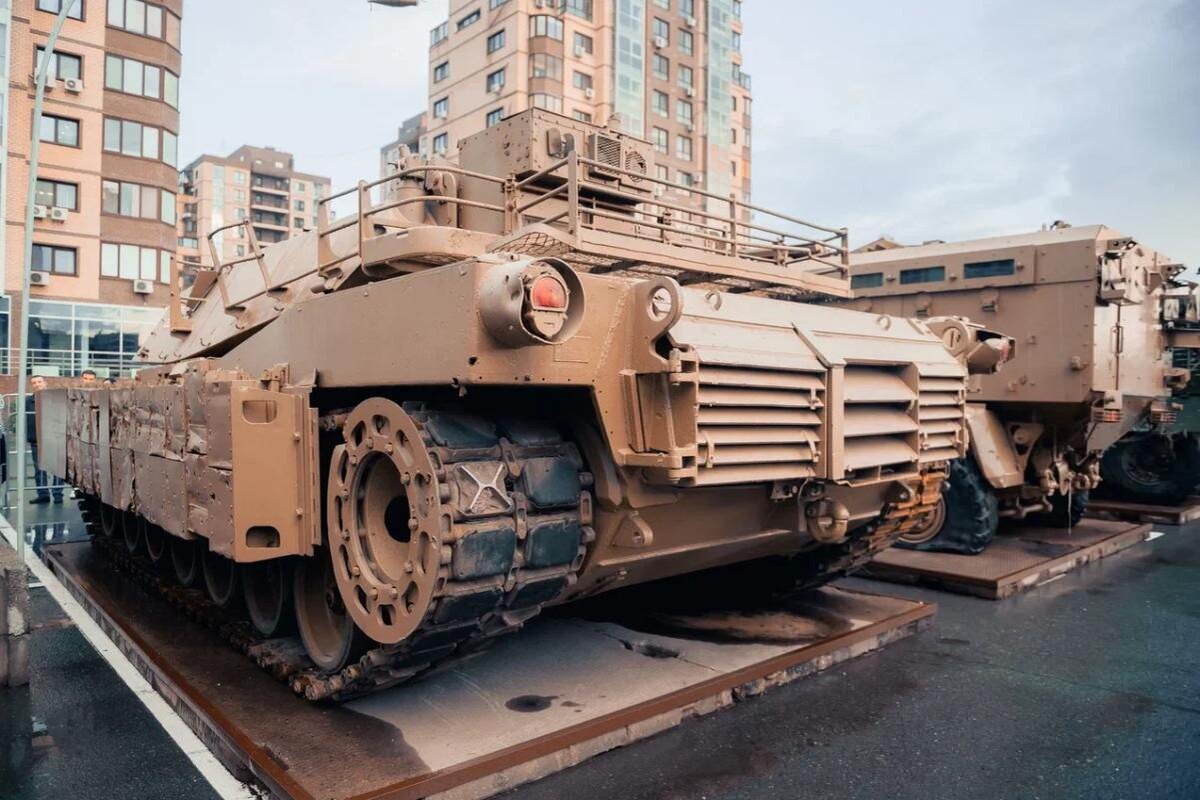    Выставка «Сила V правде - гордость и победа» начнет работу в Сургуте с 27 сентября