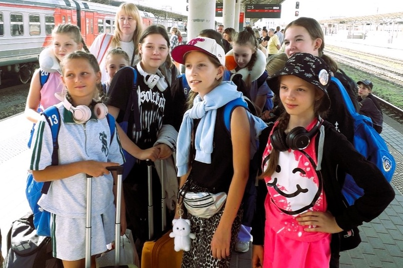 Команда девушек СШОР 4 Нижнего Новгорода 2013 г.р. под руководством тренера Володиной Н.Г. отправляется на турнир проводимый СШОР 1 имени В.А. Платонова Санкт-Петербург.